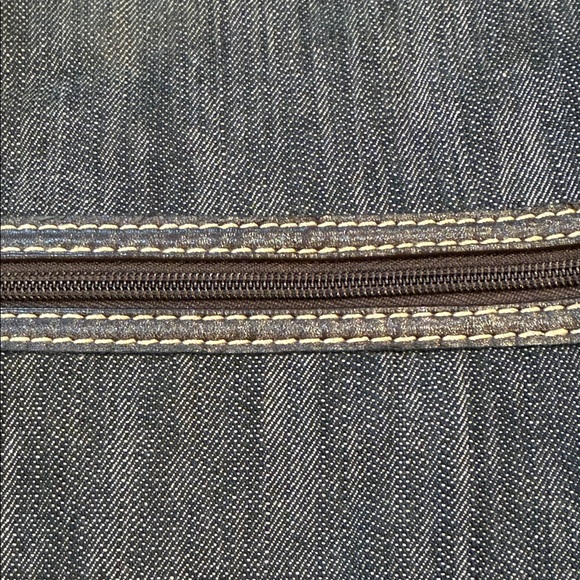 Thirty One Denim Crossbody Bag - Picture 3 of 5